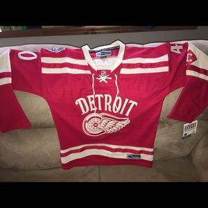 SZ XL Women’s Special Edition NHL “Wings” Jersey
